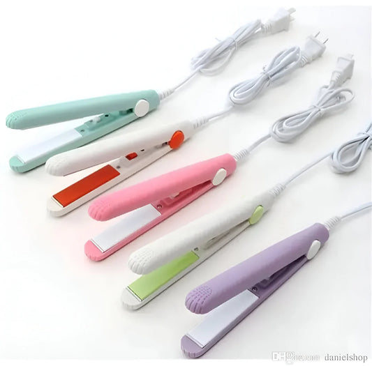 Mini Portable Hair Straightener β Travel-Friendly, Fast Heating & Smooth Styling